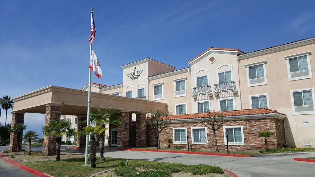 Spark By Hilton Redlands Buitenkant foto