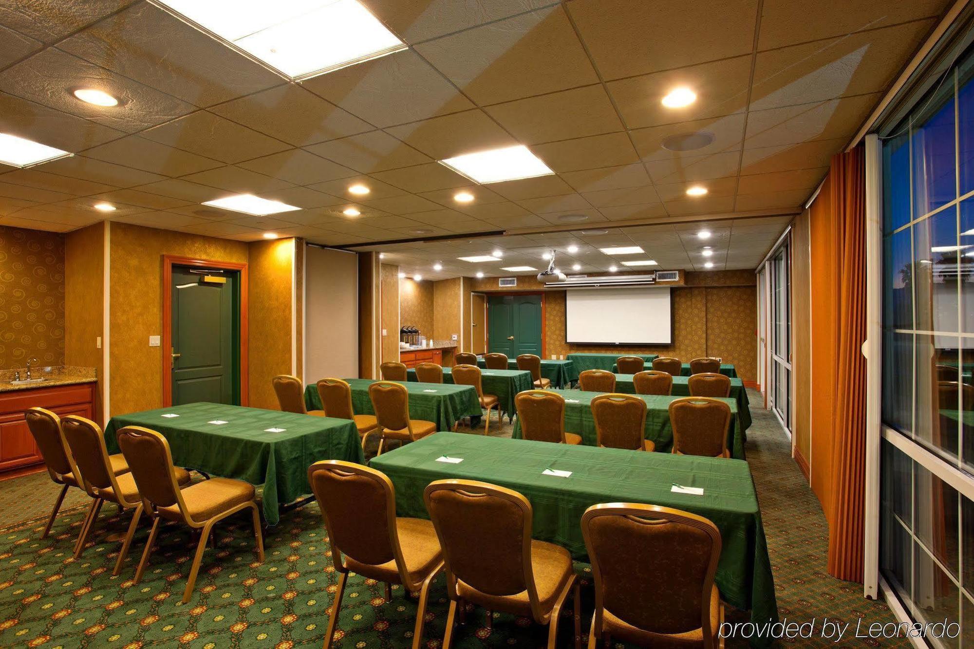 Spark By Hilton Redlands Buitenkant foto